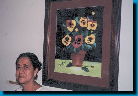 Exposicin de algunos cuadros de la abuela en Houston